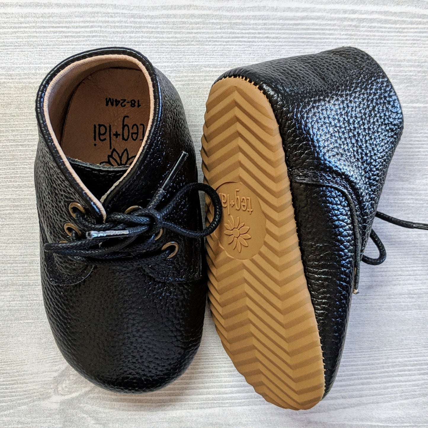 UNISEX Oxford Boot Ebony