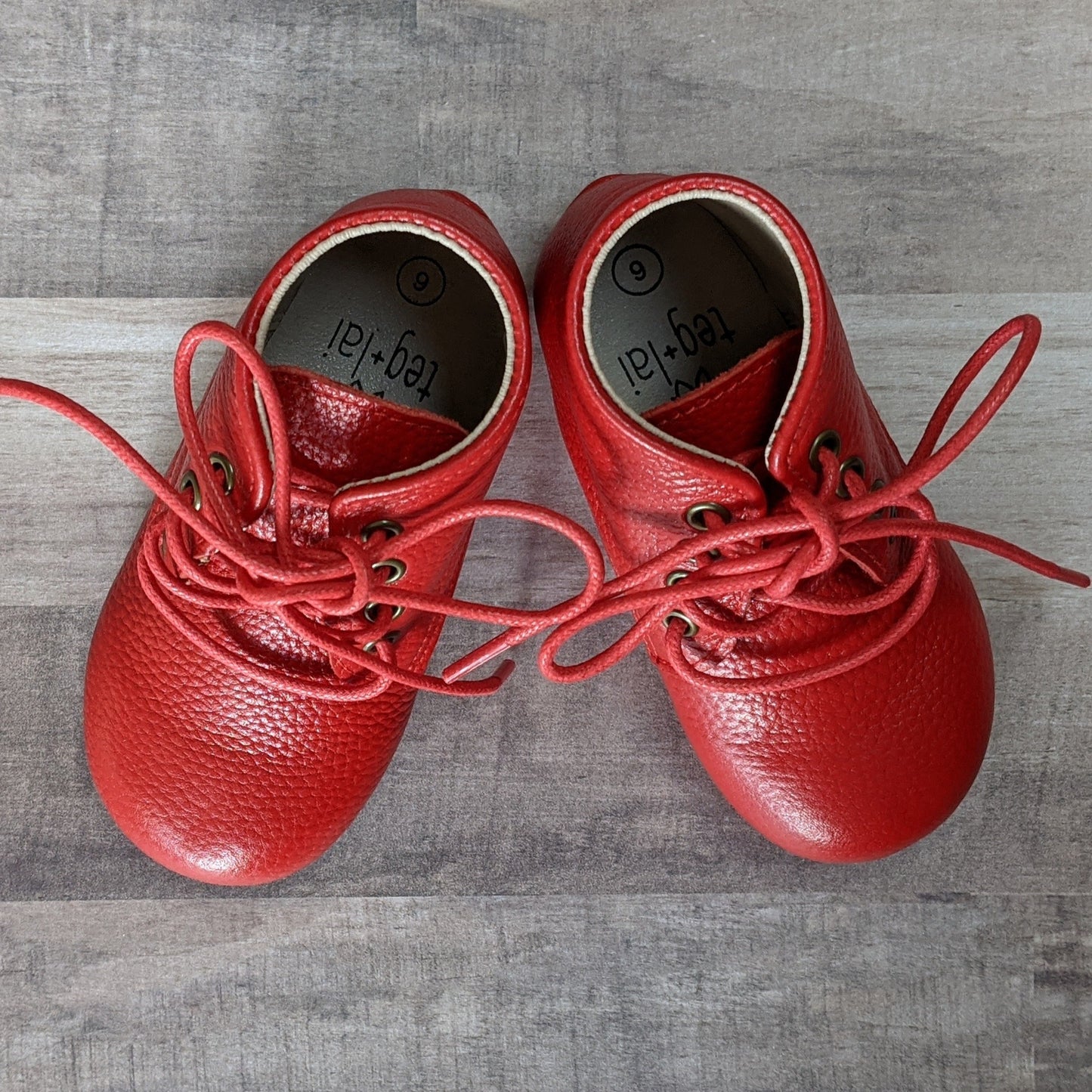 UNISEX Oxford Boot Apple