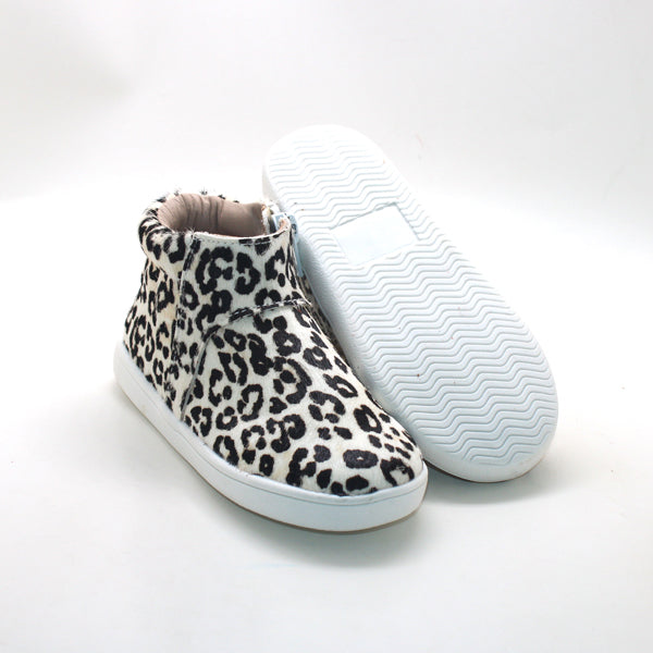 Unisex High Top Loafers Snow Leopard