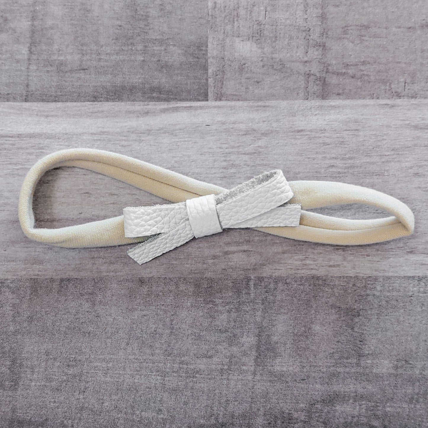 Nylon Band Bow
