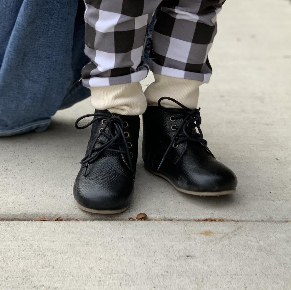 UNISEX Oxford Boot Ebony