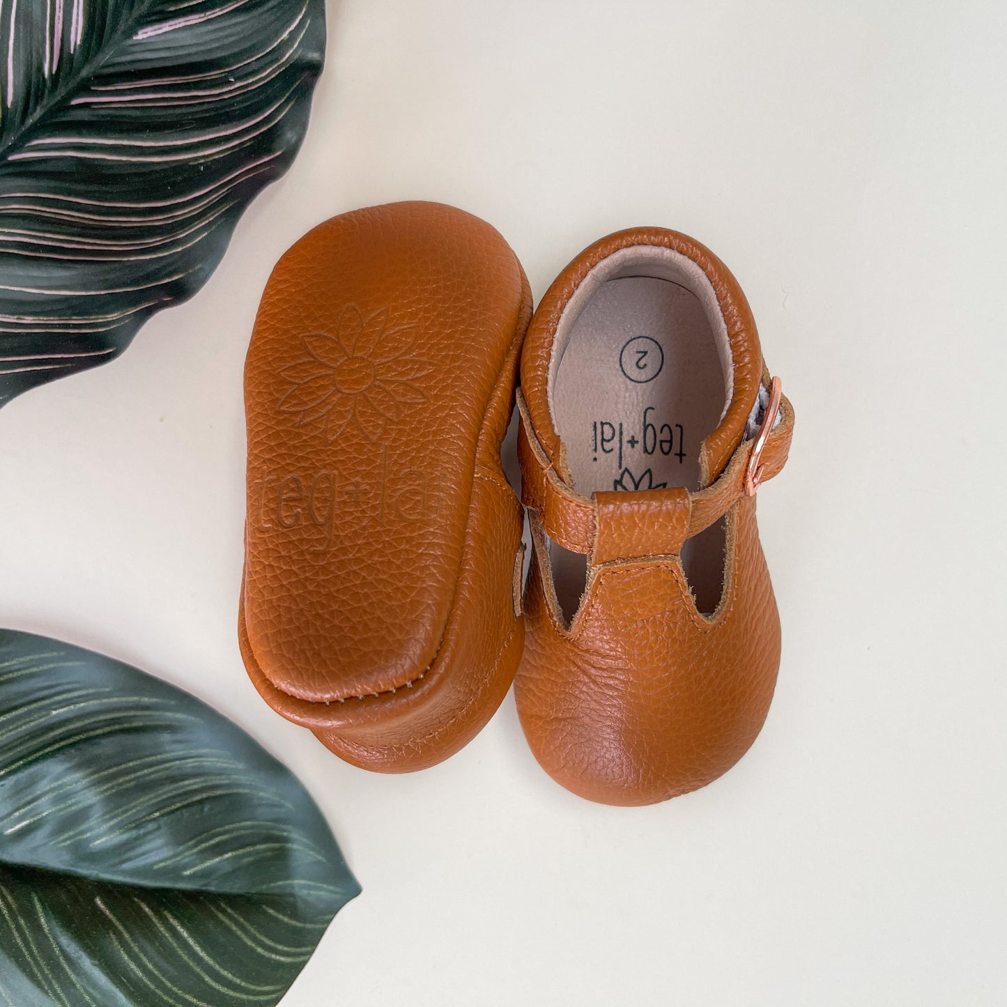T-Strap Tobacco Brown