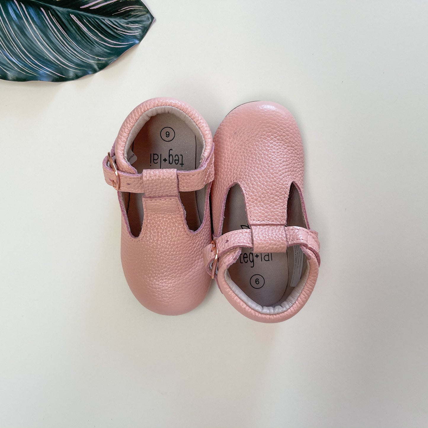 T-Strap Pretty Me Pink