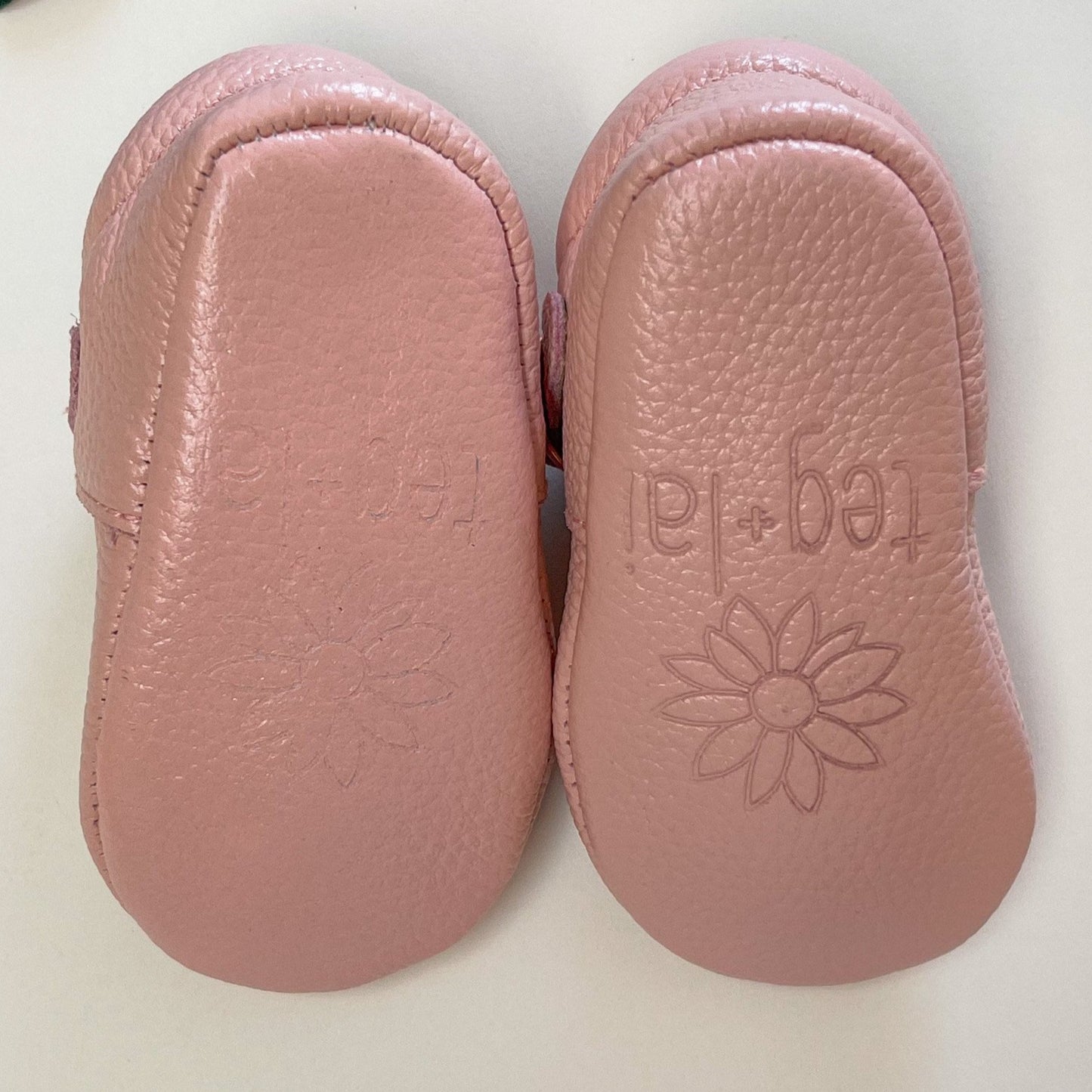 T-Strap Pretty Me Pink