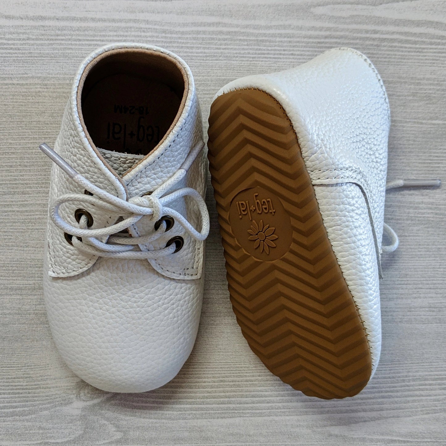 UNISEX Oxford Boot Simply White