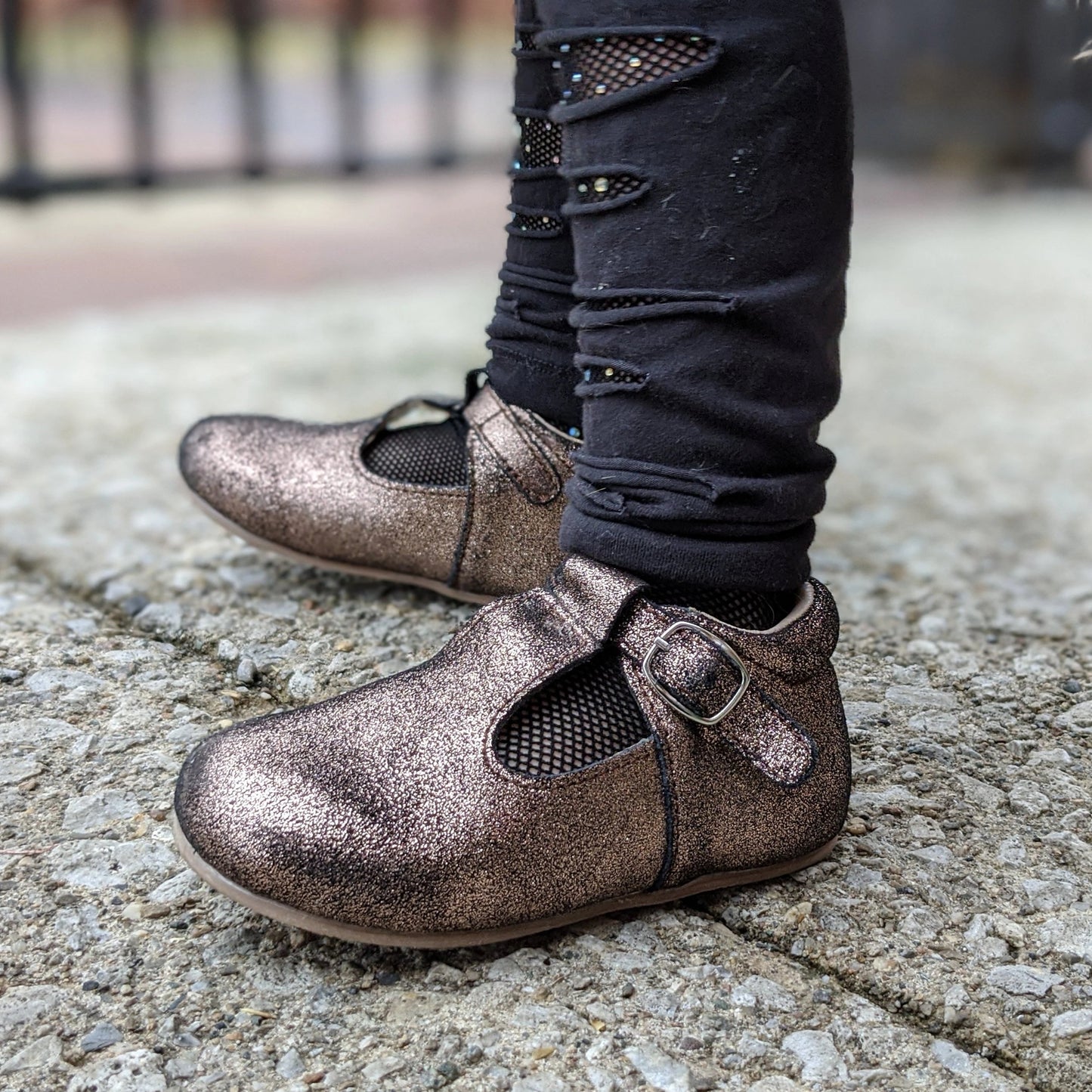 T-Strap Synaptic Sparkles