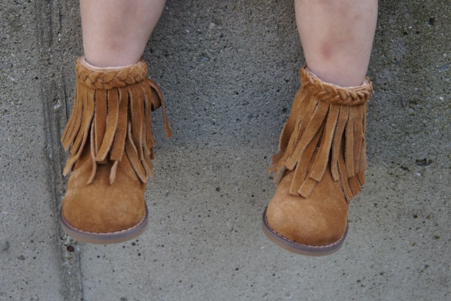 Braided Fringe Boots Tanny Brown