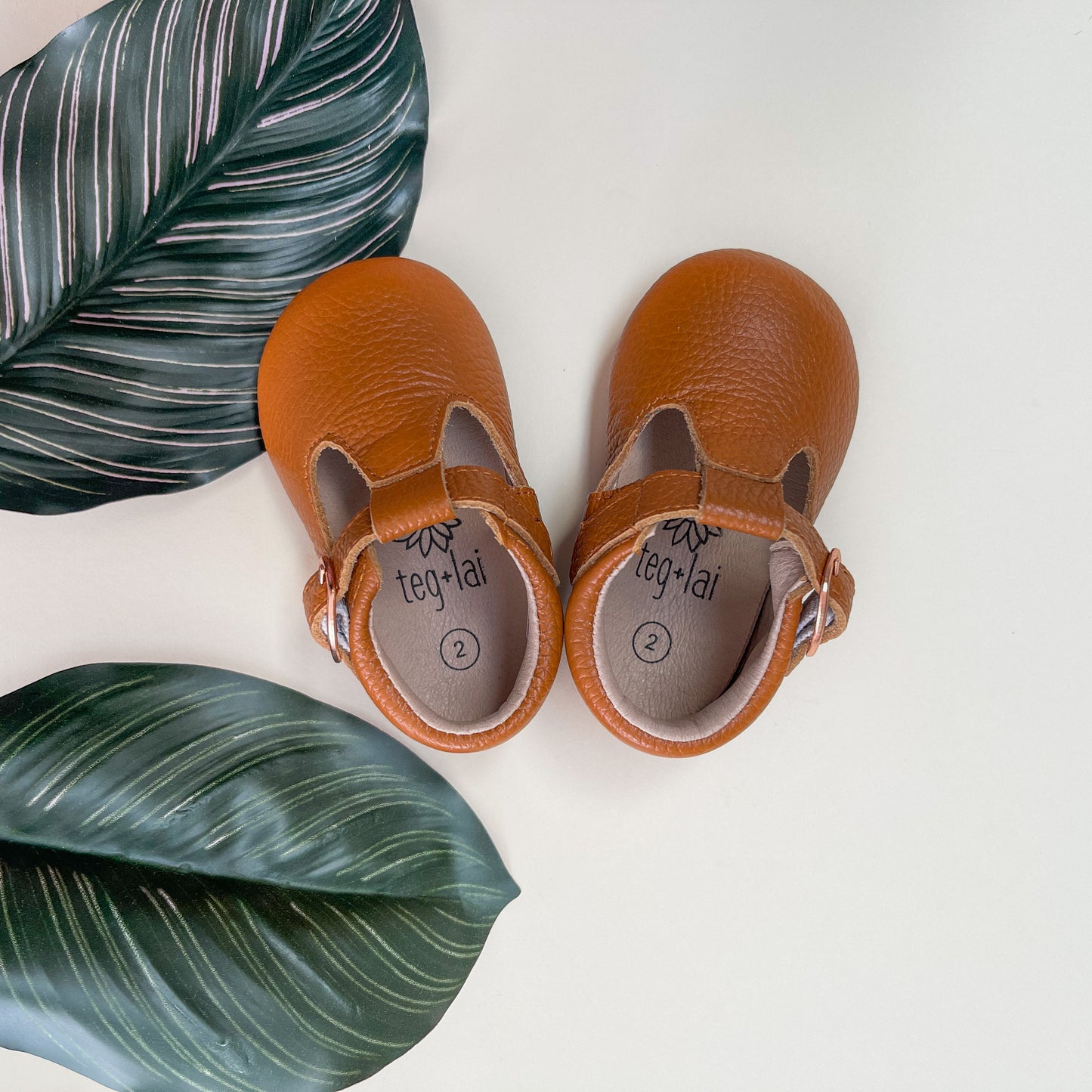 T-Strap Tobacco Brown